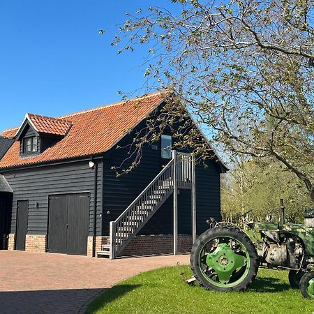 The Old Piggery, Cart Lodge In Newbourne Екстериор снимка